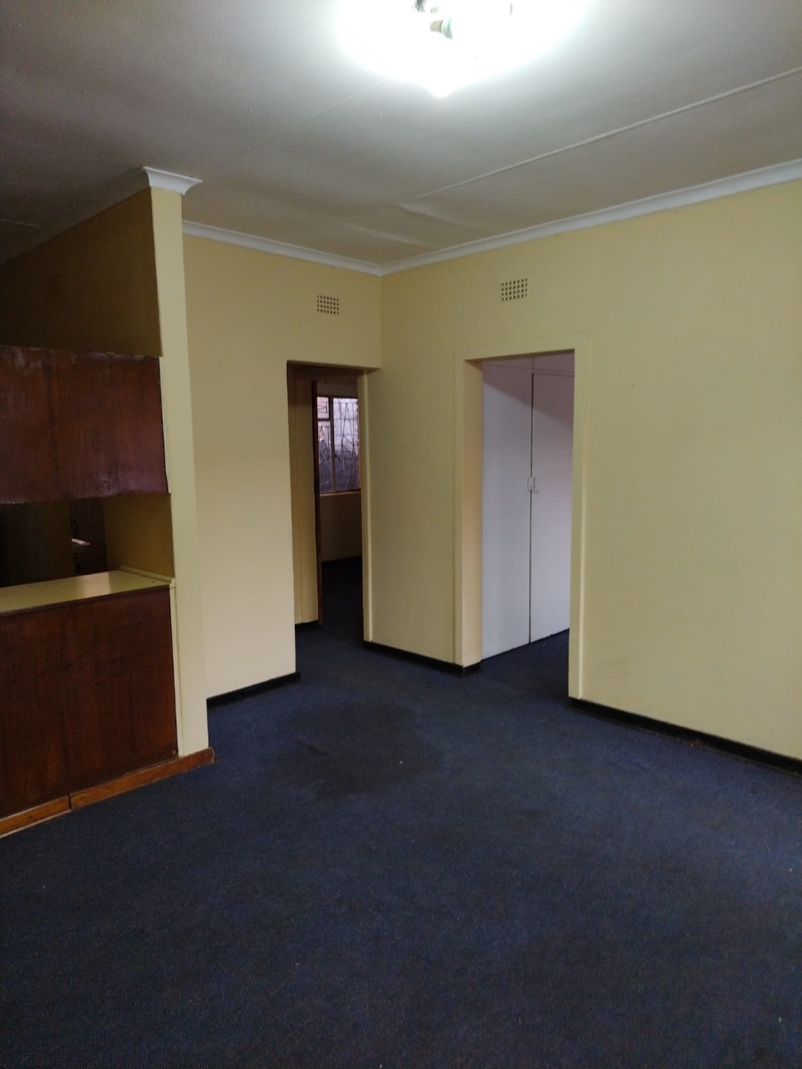 2 Bedroom Property for Sale in Rustenburg Central North West